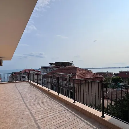 Xs In St Vlas Apartment